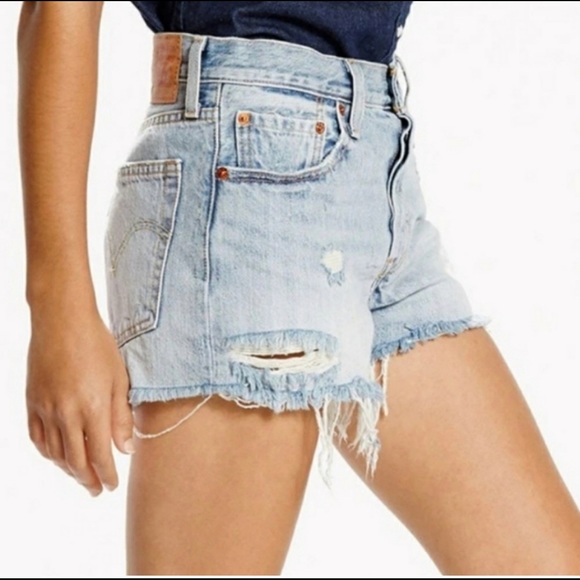 Levi’s 501 Original Shorts Distressed - Picture 1 of 6